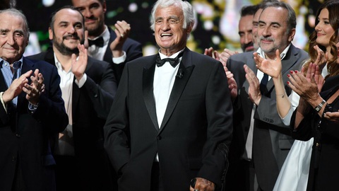 Vĩnh biệt huyền thoại Jean-Paul Belmondo, bảo vật quốc gia của nước Pháp - Ảnh 3. Vĩnh biệt huyền thoại Jean-Paul Belmondo, bảo vật quốc gia của nước Pháp - Ảnh 3.