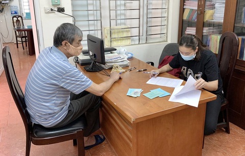 Người dân vùng đỏ sẽ nhận lương hưu thế nào? - Ảnh 1. Người dân vùng đỏ sẽ nhận lương hưu thế nào? - Ảnh 1.