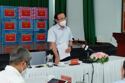 Bí thư Nguyễn Văn Nên: Thủ Đức tuyên truyền để dân chuẩn bị tâm thế, thói quen khi nới giãn cách - Ảnh 1. Bí thư Nguyễn Văn Nên: Thủ Đức tuyên truyền để dân chuẩn bị tâm thế, thói quen khi nới giãn cách - Ảnh 1.
