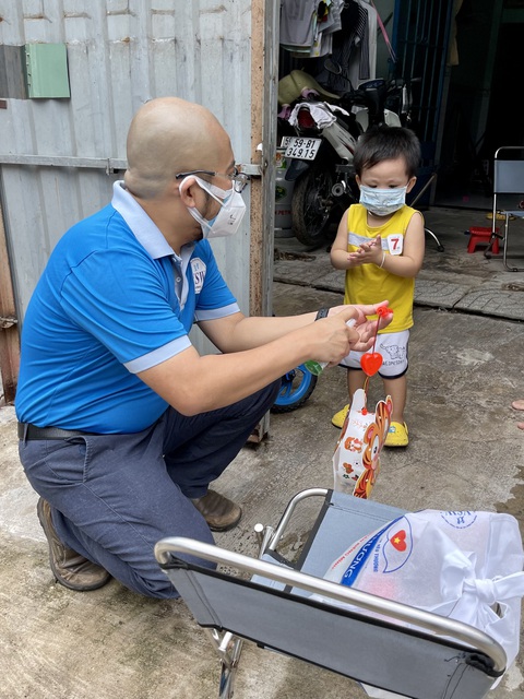 5.000 phần quà Tết Trung thu sẽ đến với các em nhỏ trong dịch COVID-19 - Ảnh 2. 5.000 phần quà Tết Trung thu sẽ đến với các em nhỏ trong dịch COVID-19 - Ảnh 2.