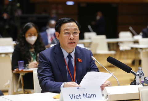 Chủ tịch Quốc hội Vương Đình Huệ: Người dân là trung tâm của mọi quyết sách chống dịch - Ảnh 1. Chủ tịch Quốc hội Vương Đình Huệ: Người dân là trung tâm của mọi quyết sách chống dịch - Ảnh 1.