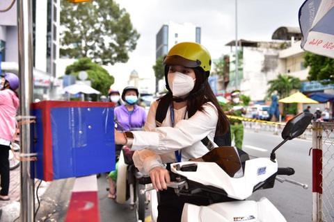 Phó chủ tịch UBND TP.HCM Lê Hòa Bình chỉ đạo xây dựng Bộ tiêu chí an toàn trước ngày 11-9 - Ảnh 1.