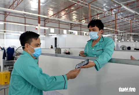 Bệnh viện dã chiến thuộc Bộ Công an nâng tầng điều trị - Ảnh 6. Bệnh viện dã chiến thuộc Bộ Công an nâng tầng điều trị - Ảnh 6.