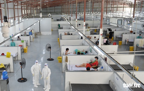 Bệnh viện dã chiến thuộc Bộ Công an nâng tầng điều trị - Ảnh 1. Bệnh viện dã chiến thuộc Bộ Công an nâng tầng điều trị - Ảnh 1.