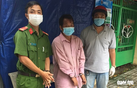 Đã bắt nghi phạm đốt nhà do ghen tuông sau 5 ngày lẩn trốn - Ảnh 1. Đã bắt nghi phạm đốt nhà do ghen tuông sau 5 ngày lẩn trốn - Ảnh 1.