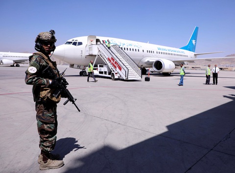 Thủ tướng lâm thời của chính quyền Taliban: Giai đoạn đổ máu, giết chóc đã kết thúc - Ảnh 1. Thủ tướng lâm thời của chính quyền Taliban: Giai đoạn đổ máu, giết chóc đã kết thúc - Ảnh 1.