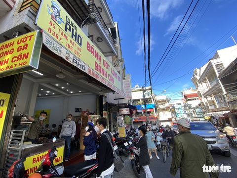 Khách sạn không ép xét nghiệm, Đà Lạt đón khách tăng gấp đôi - Ảnh 2.