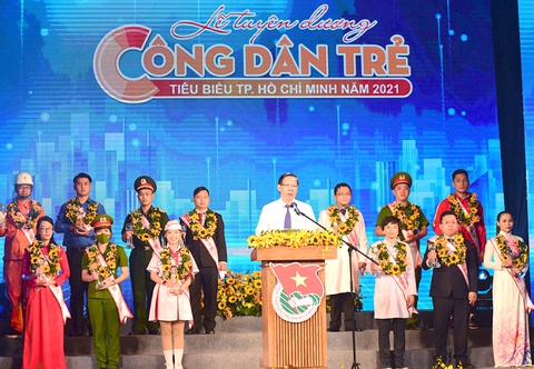 Sức sống trẻ ngày đầu năm mới - Ảnh 1. Sức sống trẻ ngày đầu năm mới - Ảnh 1.