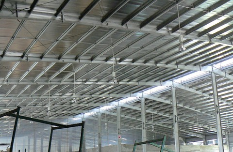 Đi tìm giải pháp chống nóng bền vững và tiết kiệm cho nhà xưởng - Ảnh 2. Đi tìm giải pháp chống nóng bền vững và tiết kiệm cho nhà xưởng - Ảnh 2.