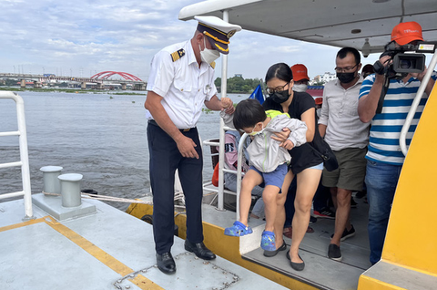 Tour Tết du lịch trong thành phố hút khách - Ảnh 1. Tour Tết du lịch trong thành phố hút khách - Ảnh 1.