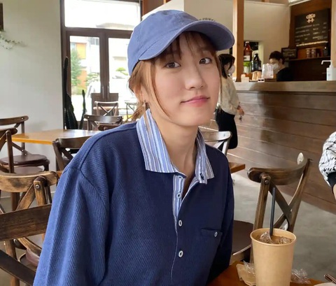 Lễ trưởng thành của bạn trẻ Nhật nhuốm màu lo âu - Ảnh 2. Lễ trưởng thành của bạn trẻ Nhật nhuốm màu lo âu - Ảnh 2.