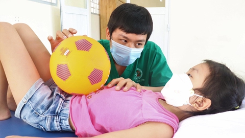 Tăng người bệnh hậu COVID-19 - Ảnh 3. Tăng người bệnh hậu COVID-19 - Ảnh 3.