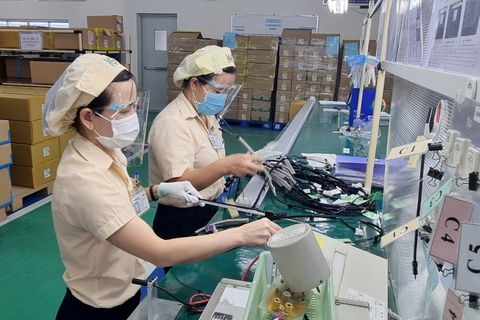 Đồng Nai: Doanh nghiệp FDI thưởng Tết cao nhất 797 triệu đồng, thấp nhất 1,75 triệu đồng - Ảnh 1. Đồng Nai: Doanh nghiệp FDI thưởng Tết cao nhất 797 triệu đồng, thấp nhất 1,75 triệu đồng - Ảnh 1.