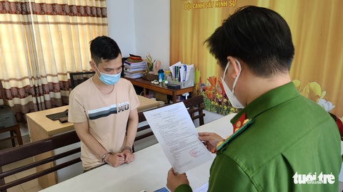 Rủ người tình đi khách sạn rồi lén lấy hơn 1 tỉ chuyển cho vợ - Ảnh 1. Rủ người tình đi khách sạn rồi lén lấy hơn 1 tỉ chuyển cho vợ - Ảnh 1.
