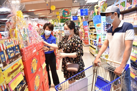 Thôi lo lắng chuyện gửi quà Tết về quê - Ảnh 1. Thôi lo lắng chuyện gửi quà Tết về quê - Ảnh 1.