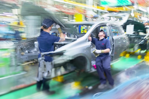 Toyota tái chế xe cũ rồi bán lại, hứa hẹn xe 10 năm tuổi mới 90% - Ảnh 2. Toyota tái chế xe cũ rồi bán lại, hứa hẹn xe 10 năm tuổi mới 90% - Ảnh 2.