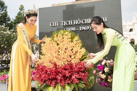 Hoa hậu Nguyễn Thúc Thùy Tiên: Sẽ cố gắng hết sức để có một nhiệm kỳ đáng tự hào - Ảnh 9. Hoa hậu Nguyễn Thúc Thùy Tiên: Sẽ cố gắng hết sức để có một nhiệm kỳ đáng tự hào - Ảnh 9.