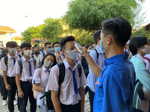 Cần Thơ: Học sinh THCS và THPT học trực tiếp từ ngày 17-1 - Ảnh 1. Cần Thơ: Học sinh THCS và THPT học trực tiếp từ ngày 17-1 - Ảnh 1.