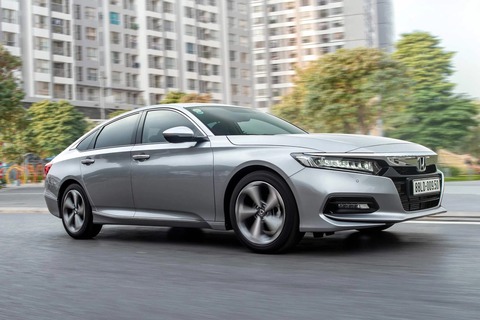 10 ôtô bán ít nhất Việt Nam năm 2021: Toyota góp 4 mẫu xe - Ảnh 10. 10 ôtô bán ít nhất Việt Nam năm 2021: Toyota góp 4 mẫu xe - Ảnh 10.