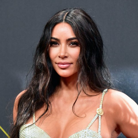 Kim Kardashian và Floyd Mayweather bị kiện vì quảng cáo sai lệch tiền điện tử - Ảnh 1. Kim Kardashian và Floyd Mayweather bị kiện vì quảng cáo sai lệch tiền điện tử - Ảnh 1.