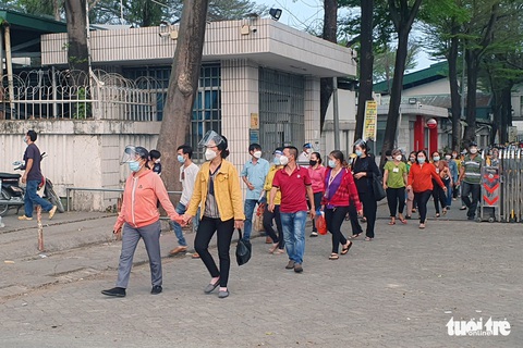 Toàn bộ công nhân Pouchen trở lại sản xuất - Ảnh 1. Toàn bộ công nhân Pouchen trở lại sản xuất - Ảnh 1.