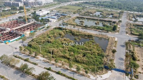 Tân Hoàng Minh bỏ chạy khỏi lô đất vàng ở Thủ Thiêm, sắp tới ra sao? - Ảnh 1. Tân Hoàng Minh bỏ chạy khỏi lô đất vàng ở Thủ Thiêm, sắp tới ra sao? - Ảnh 1.