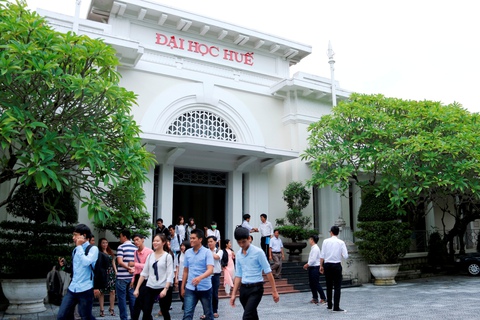 ĐH Huế cho sinh viên học trực tiếp từ 21-2 - Ảnh 1. ĐH Huế cho sinh viên học trực tiếp từ 21-2 - Ảnh 1.