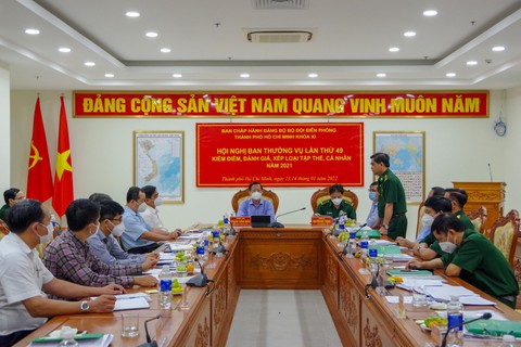 Chủ tịch UBND TP.HCM Phan Văn Mãi: TP vượt đại dịch có công sức lớn bộ đội biên phòng - Ảnh 1. Chủ tịch UBND TP.HCM Phan Văn Mãi: TP vượt đại dịch có công sức lớn bộ đội biên phòng - Ảnh 1.