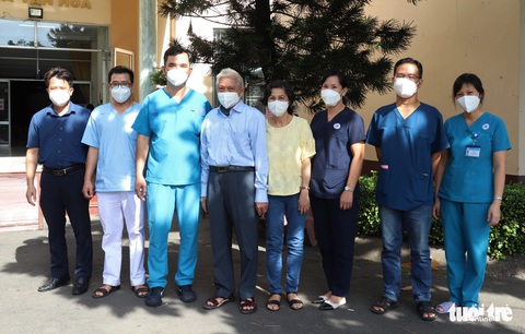 Giáo sư toán học 71 tuổi thắng COVID-19: Tôi cương quyết sống để thực hiện tâm nguyện - Ảnh 2. Giáo sư toán học 71 tuổi thắng COVID-19: Tôi cương quyết sống để thực hiện tâm nguyện - Ảnh 2.