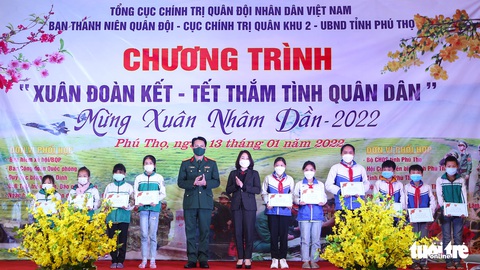 Gần 33 tỉ đồng quà Tết sẽ đến với bà con vùng biên giới, hải đảo - Ảnh 2. Gần 33 tỉ đồng quà Tết sẽ đến với bà con vùng biên giới, hải đảo - Ảnh 2.