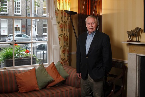 Khi nhà giàu cho tiền - Kỳ 1: Chuck Feeney với triết lý cho đi khi còn sống - Ảnh 3. Khi nhà giàu cho tiền - Kỳ 1: Chuck Feeney với triết lý cho đi khi còn sống - Ảnh 3.