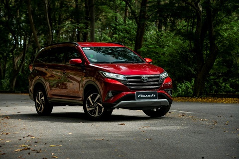 Ưu đãi 30 triệu đồng, Toyota Rush lựa chọn lý tưởng của gia đình Việt - Ảnh 1. Ưu đãi 30 triệu đồng, Toyota Rush lựa chọn lý tưởng của gia đình Việt - Ảnh 1.