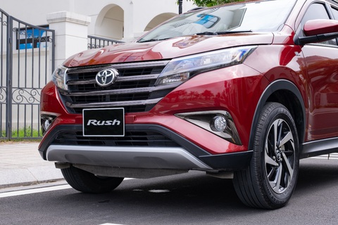 Ưu đãi 30 triệu đồng, Toyota Rush lựa chọn lý tưởng của gia đình Việt - Ảnh 2. Ưu đãi 30 triệu đồng, Toyota Rush lựa chọn lý tưởng của gia đình Việt - Ảnh 2.