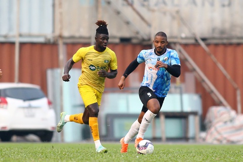 SLNA thử việc nhiều ngoại binh trước thềm V-League 2022 - Ảnh 3. SLNA thử việc nhiều ngoại binh trước thềm V-League 2022 - Ảnh 3.