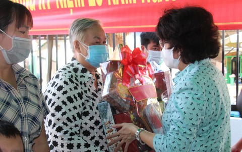 Vượt khó đại dịch, quận 7 khánh thành 14 công trình kịp cho dân đón Tết - Ảnh 3. Vượt khó đại dịch, quận 7 khánh thành 14 công trình kịp cho dân đón Tết - Ảnh 3.