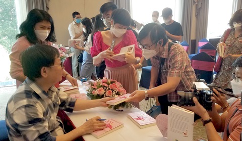 Nhà văn Nguyễn Nhật Ánh: Viết về thế giới loài vật để giữ cân bằng trong đại dịch - Ảnh 3. Nhà văn Nguyễn Nhật Ánh: Viết về thế giới loài vật để giữ cân bằng trong đại dịch - Ảnh 3.