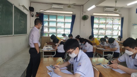 Kiến nghị sớm tiêm vắc xin để trẻ 5-11 tuổi trở lại trường - Ảnh 1. Kiến nghị sớm tiêm vắc xin để trẻ 5-11 tuổi trở lại trường - Ảnh 1.