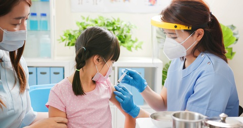 Đừng bỏ lỡ mũi tiêm nhắc viêm não Nhật Bản cho trẻ trên 5 tuổi - Ảnh 1. Đừng bỏ lỡ mũi tiêm nhắc viêm não Nhật Bản cho trẻ trên 5 tuổi - Ảnh 1.