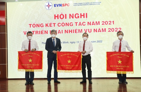 Năm 2021, EVNSPC đảm bảo cấp điện và chống dịch hiệu quả - Ảnh 3. Năm 2021, EVNSPC đảm bảo cấp điện và chống dịch hiệu quả - Ảnh 3.