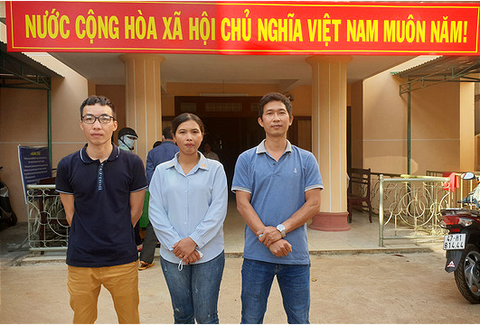 5 giáo viên mất việc thắng kiện gần 1,3 tỉ đồng - Ảnh 1. 5 giáo viên mất việc thắng kiện gần 1,3 tỉ đồng - Ảnh 1.