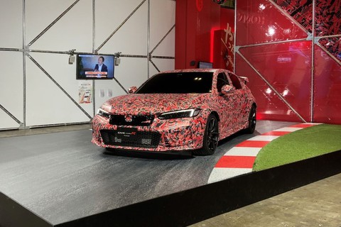 Những ý tưởng độ xe kỳ lạ tại Tokyo Auto Salon 2022: Độ xong bán xe kiểu xổ số - Ảnh 2. Những ý tưởng độ xe kỳ lạ tại Tokyo Auto Salon 2022: Độ xong bán xe kiểu xổ số - Ảnh 2.