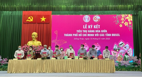 Nông sản miền Tây: Đồng Tháp xuất đi Trung Quốc 7, xuất lên TP.HCM chỉ 1 - Ảnh 2. Nông sản miền Tây: Đồng Tháp xuất đi Trung Quốc 7, xuất lên TP.HCM chỉ 1 - Ảnh 2.