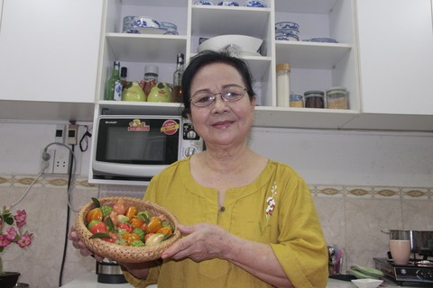 Hương vị Tết xưa: ‘Bánh trái cây làm xong chẳng nỡ... ăn - Ảnh 13. Hương vị Tết xưa: ‘Bánh trái cây làm xong chẳng nỡ... ăn - Ảnh 13.