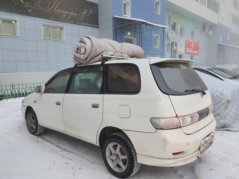 Lái xe ở xứ mùa đông khắc nghiệt: Nổ máy cả ngày, đắp chăn cho... động cơ - Ảnh 6. Lái xe ở xứ mùa đông khắc nghiệt: Nổ máy cả ngày, đắp chăn cho... động cơ - Ảnh 6.