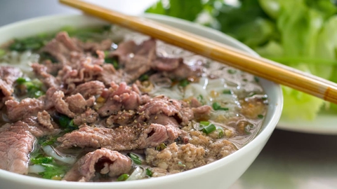 20 món nước lèo ngon nhất thế giới: Gọi tên phở bò Việt Nam - Ảnh 1. 20 món nước lèo ngon nhất thế giới: Gọi tên phở bò Việt Nam - Ảnh 1.