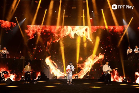 Dàn sao quy tụ trong chương trình âm nhạc đặc biệt Tết An Vui - Ảnh 7. Dàn sao quy tụ trong chương trình âm nhạc đặc biệt Tết An Vui - Ảnh 7.