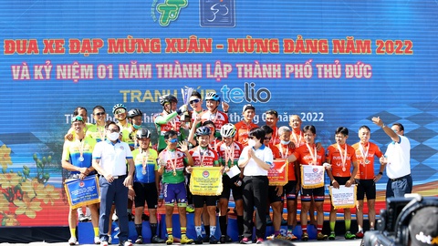 Chùm ảnh: Giải đua xe đạp kỷ niệm 1 năm thành lập thành phố Thủ Đức - Ảnh 9. Chùm ảnh: Giải đua xe đạp kỷ niệm 1 năm thành lập thành phố Thủ Đức - Ảnh 9.