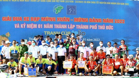 Chùm ảnh: Giải đua xe đạp kỷ niệm 1 năm thành lập thành phố Thủ Đức - Ảnh 10. Chùm ảnh: Giải đua xe đạp kỷ niệm 1 năm thành lập thành phố Thủ Đức - Ảnh 10.
