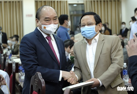 Chủ tịch nước Nguyễn Xuân Phúc: Không để người dân đứt cơm lạt muối - Ảnh 2.