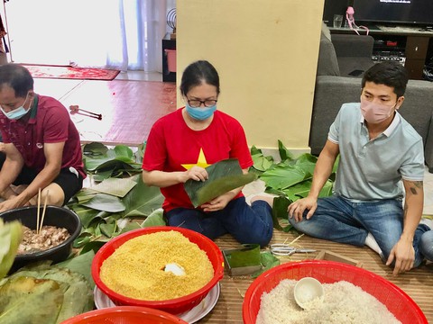 Tết sớm của người Việt ở Malaysia - Ảnh 4. Tết sớm của người Việt ở Malaysia - Ảnh 4.